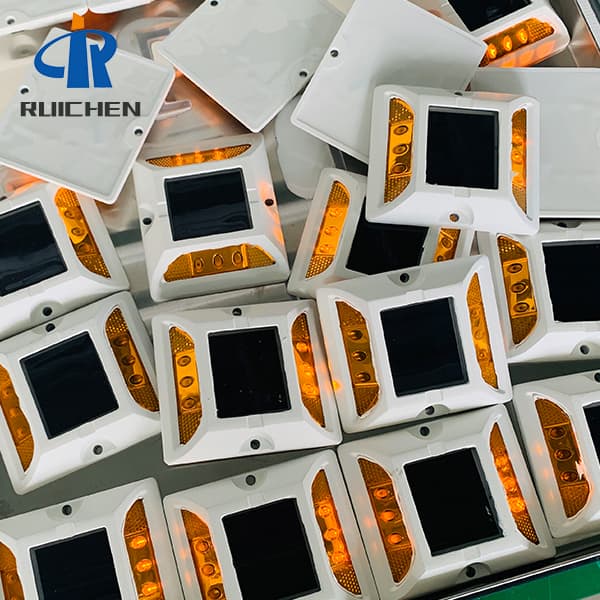 Bidirectional Solar Stud Light For Motorway In China